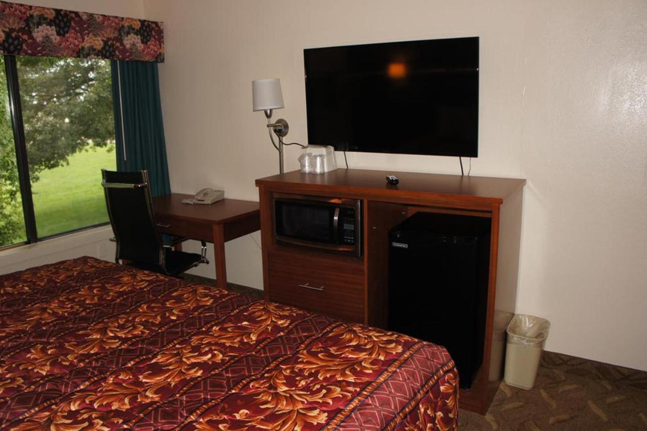 Econo Lodge Waite Park Eksteriør bilde