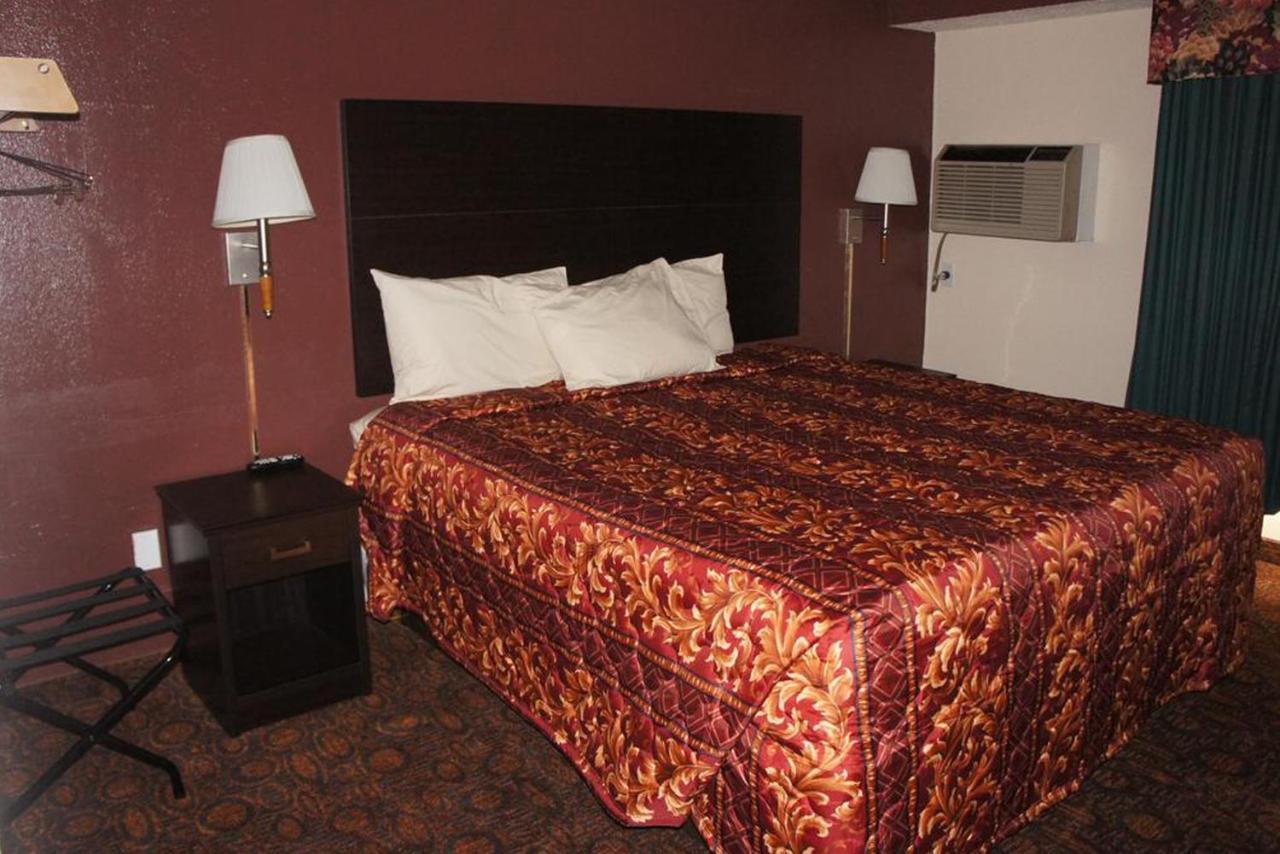 Econo Lodge Waite Park Eksteriør bilde