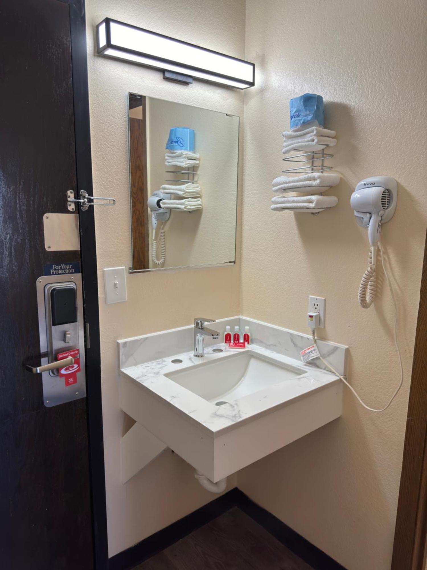 Econo Lodge Waite Park Eksteriør bilde
