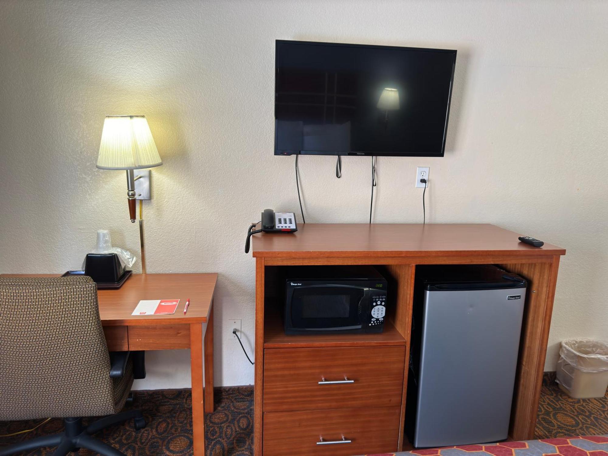 Econo Lodge Waite Park Eksteriør bilde